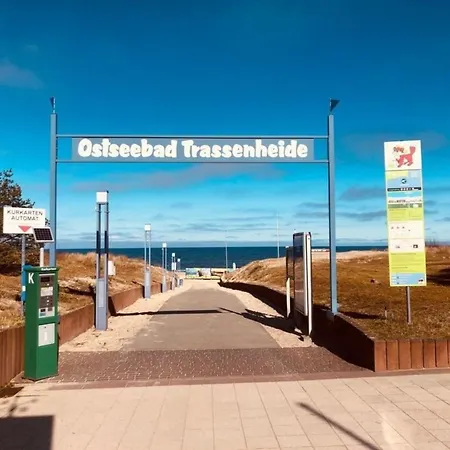 Fast Direkt Am Trassenheide